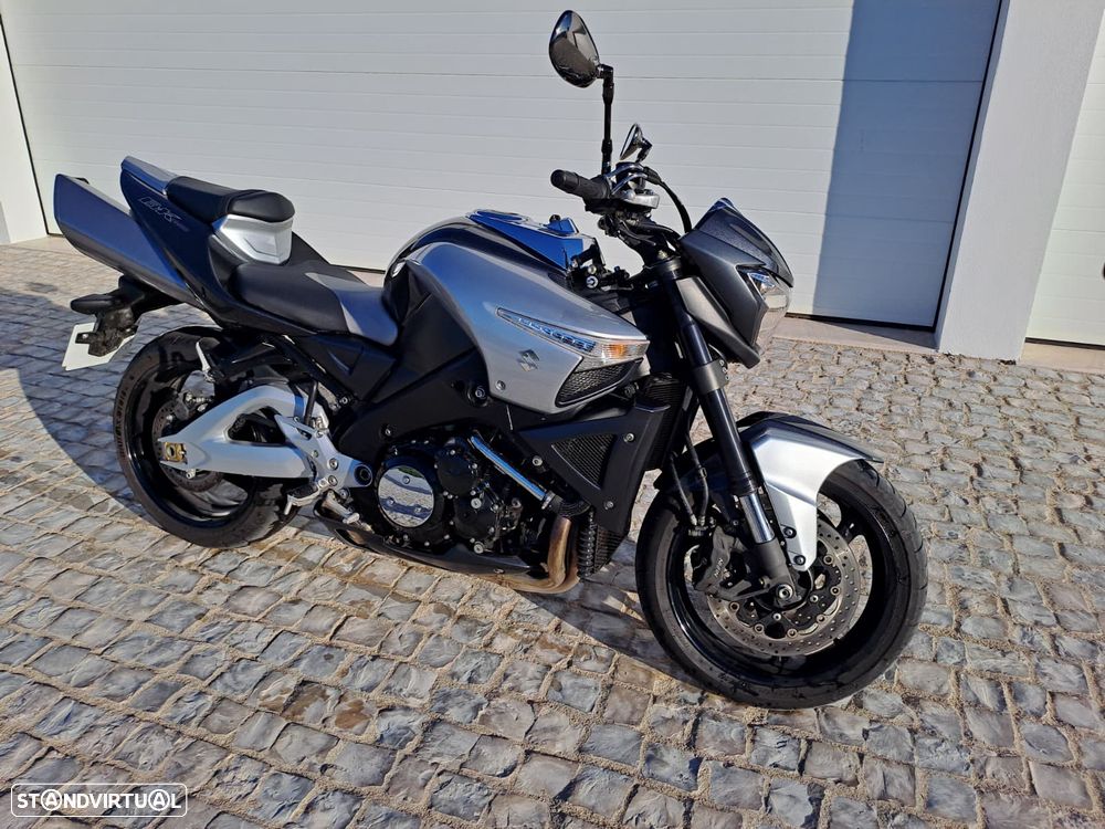 Suzuki B-King - 8