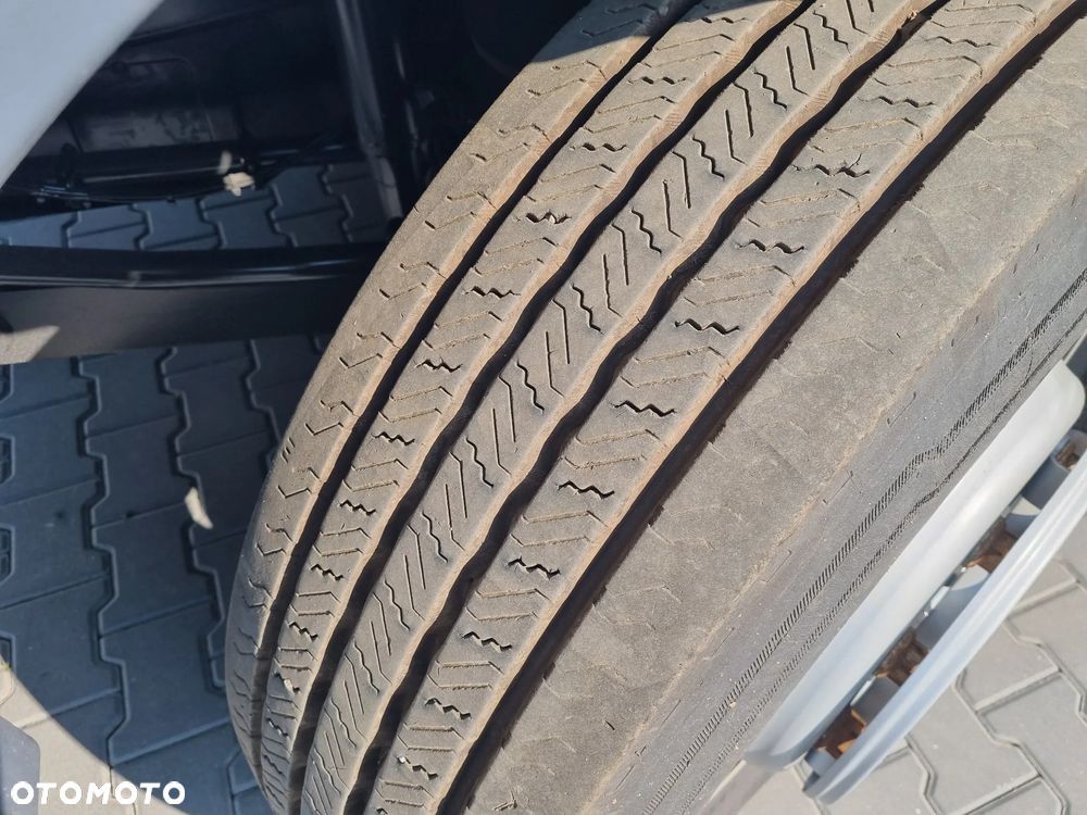 Mercedes-Benz Axor 1829   1833 - 9