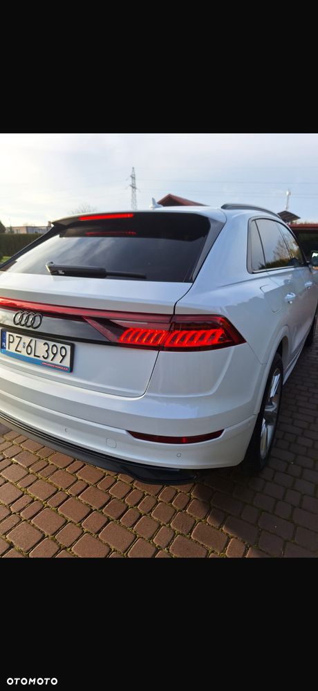 Audi Q8 55 TFSI quattro tiptronic - 12