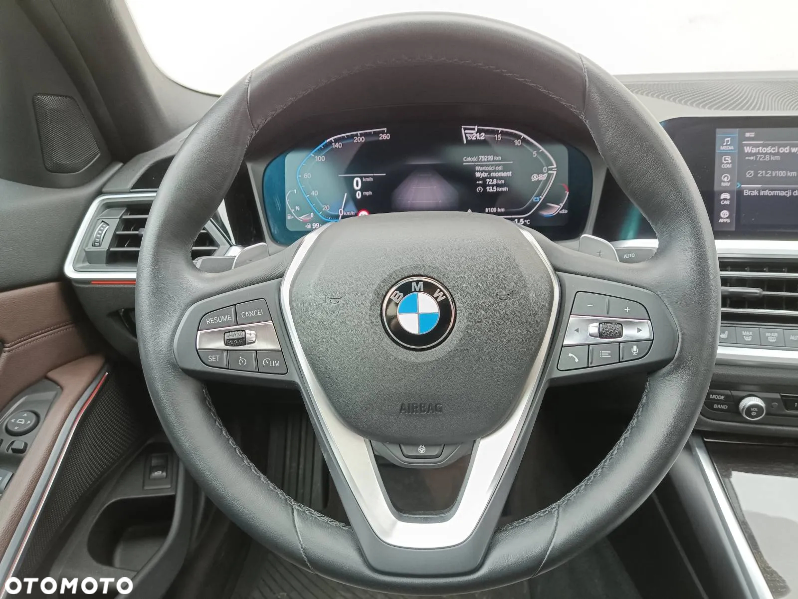 BMW Seria 3 330i - 14