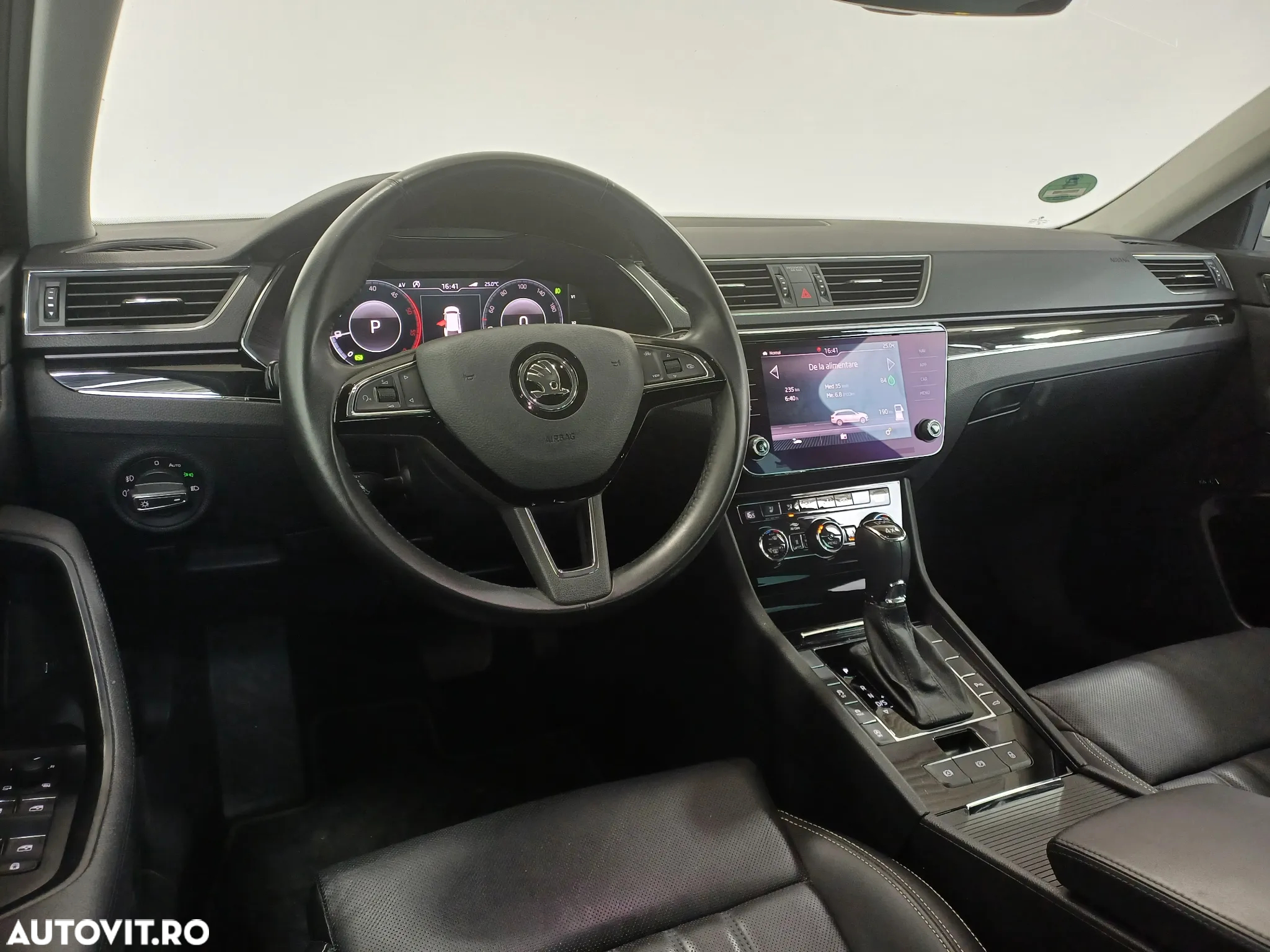 Skoda Superb Combi 2.0 TDI 4X4 DSG Laurin & Klement - 6