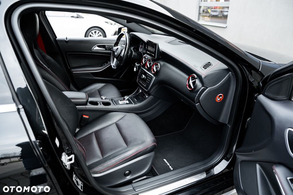 Mercedes-Benz Klasa A 45 AMG 4Matic AMG Speedshift 7G-DCT - 24