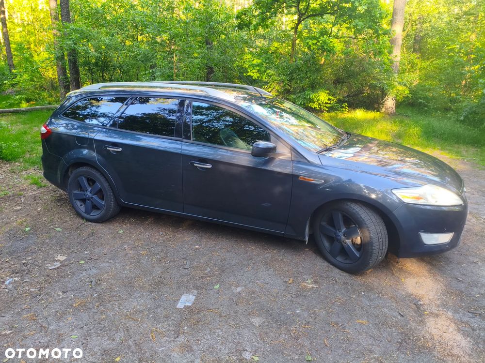 Ford Mondeo 2.0 TDCi Ambiente - 3