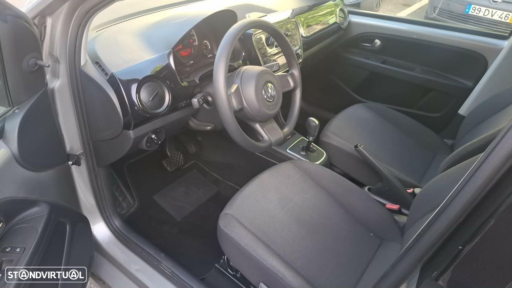 VW Up! 1.0 Move Auto - 10