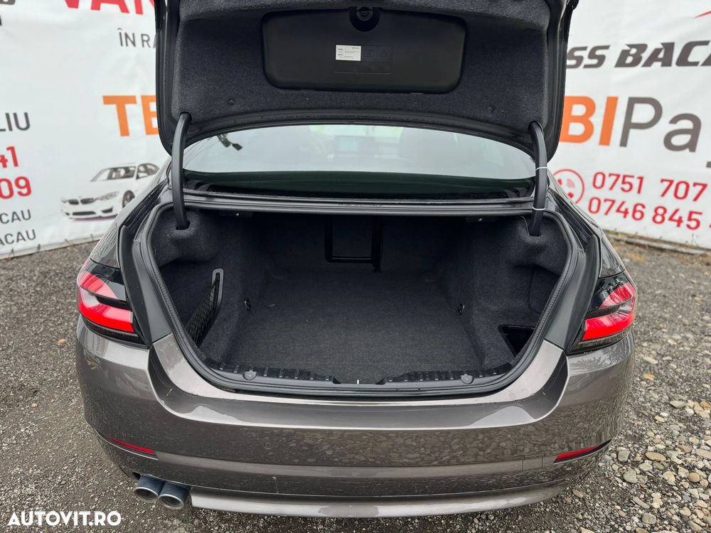 BMW Seria 5 520d - 31