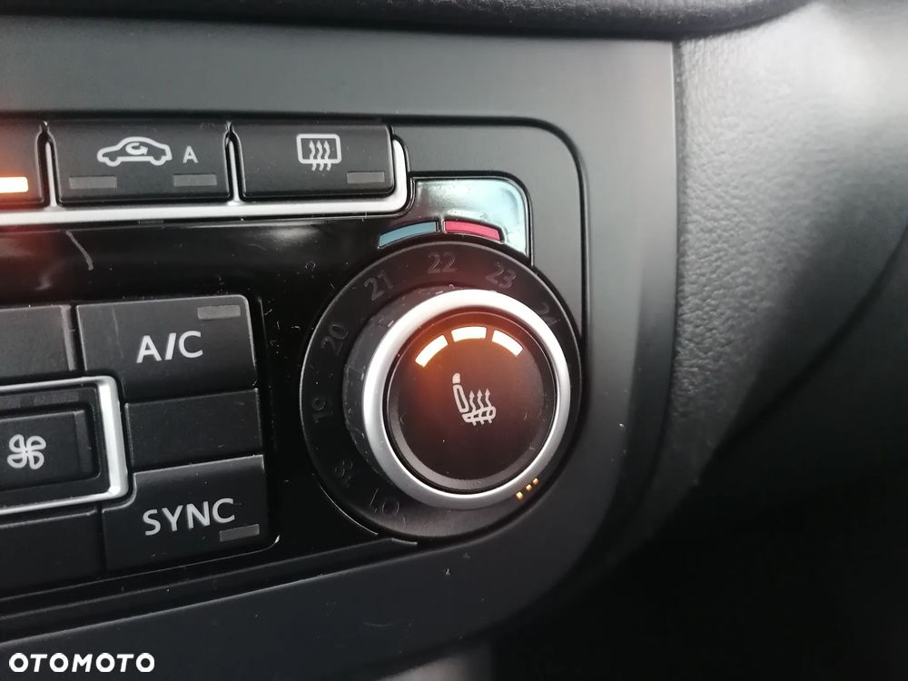 Volkswagen Tiguan 2.0 TDI DPF BlueMotion Technology Sport & Style - 27