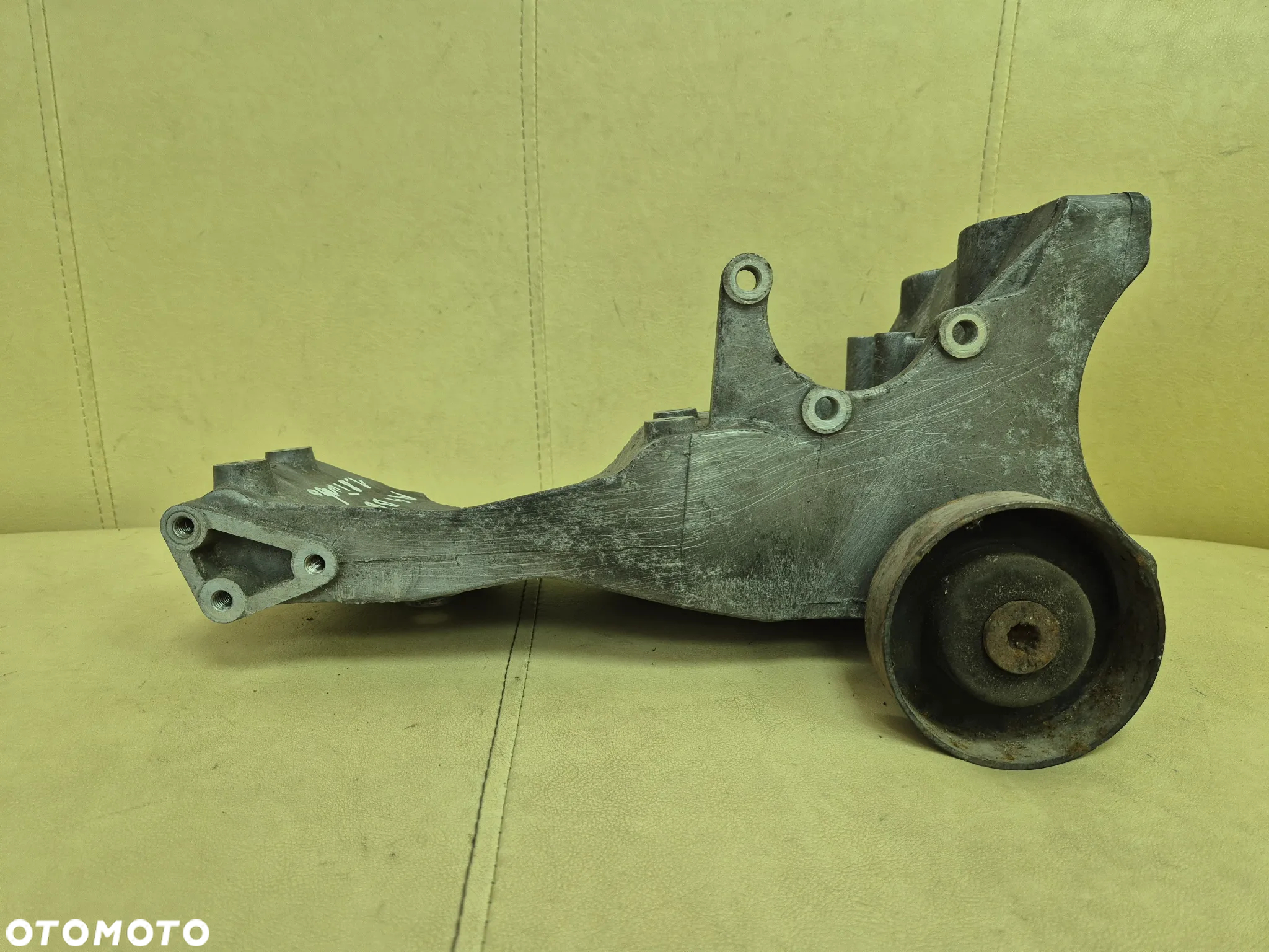 ŁAPA PODPORA MOCOWANIE WSPORNIK ALTERNATORA AUDI A4 B6/ VW PASSAT B5 FL 1.8/ 2.0 B 06B903143L - 8