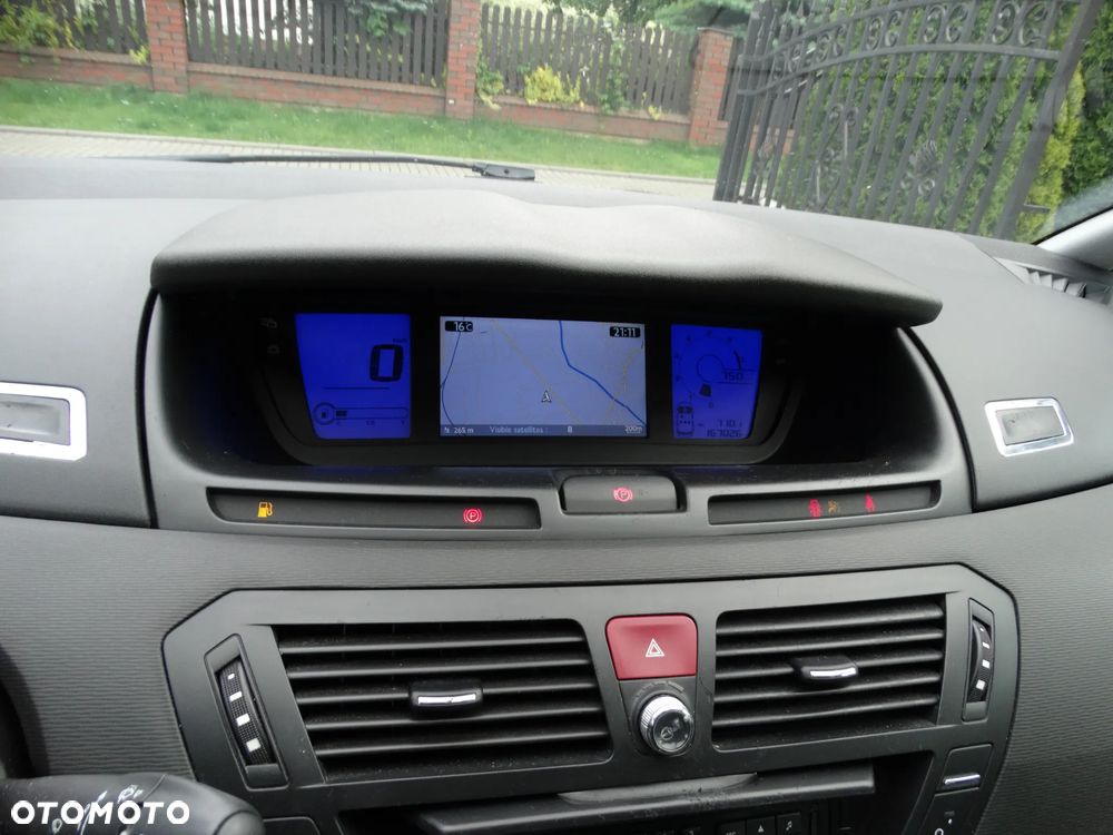 Citroën C4 Grand Picasso - 12
