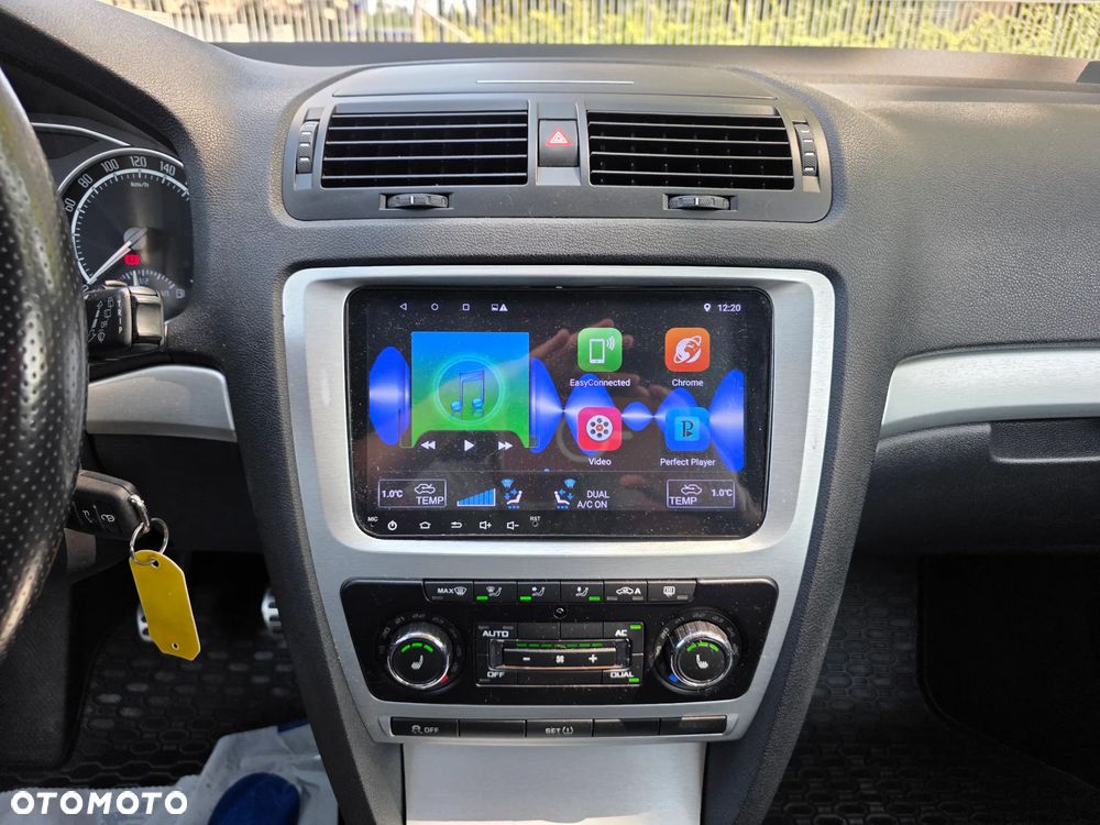 Skoda Octavia 2.0 TSI RS - 13