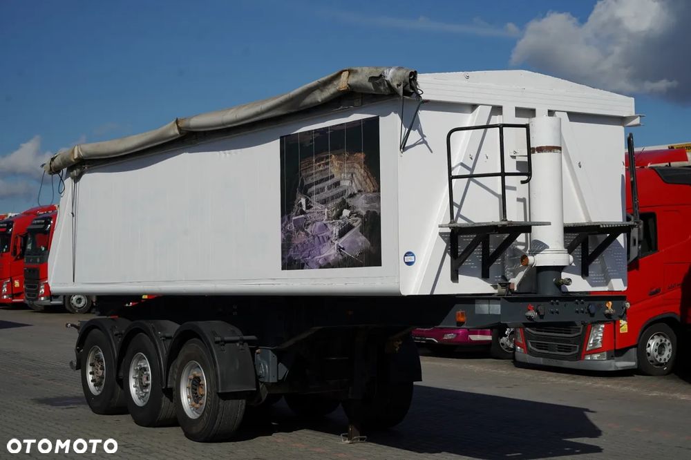 Carnehl WYWROTKA / 26 m3 / ALUMINIOWA / OŚ PODNOSZONA / SAF / WAGA: 5 300 KG / - 8