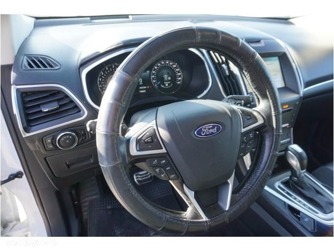 Ford Edge - 16