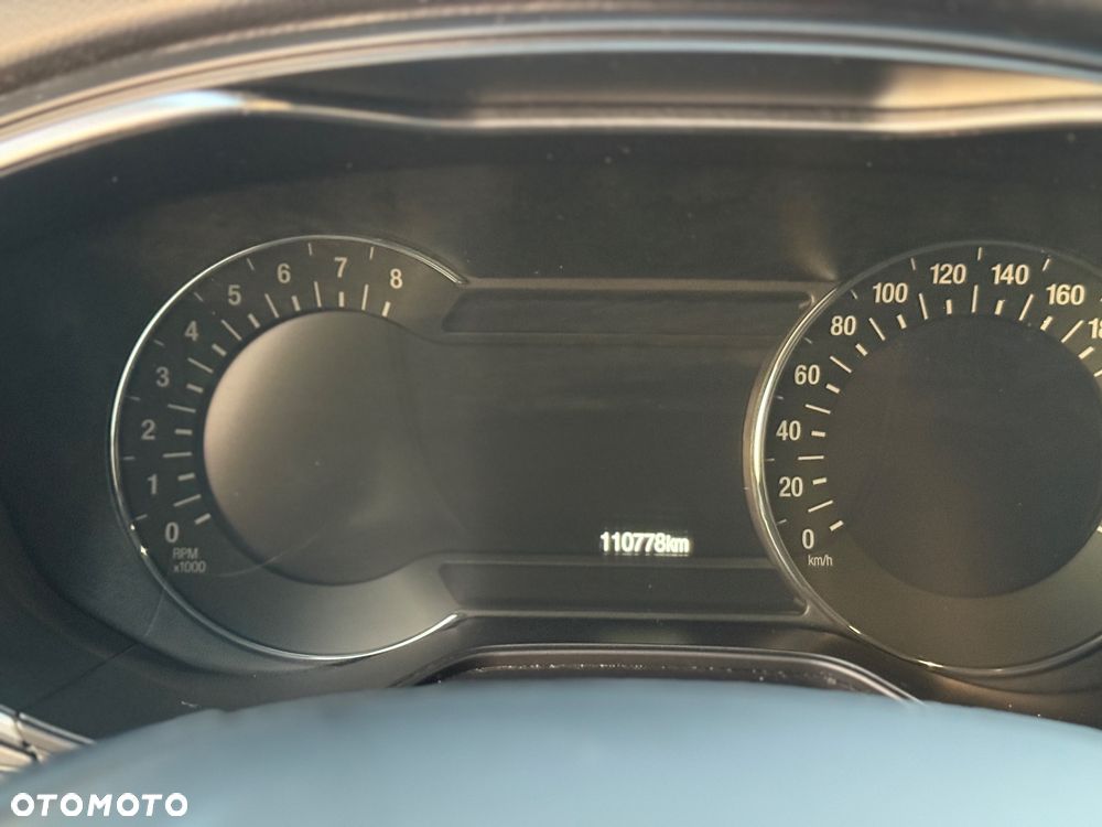 Ford Mondeo 2.0 EcoBoost Titanium - 27