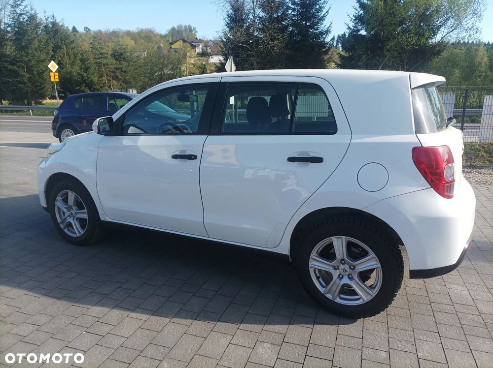 Toyota Urban Cruiser 1.4 D-4D 4x4 Life - 16