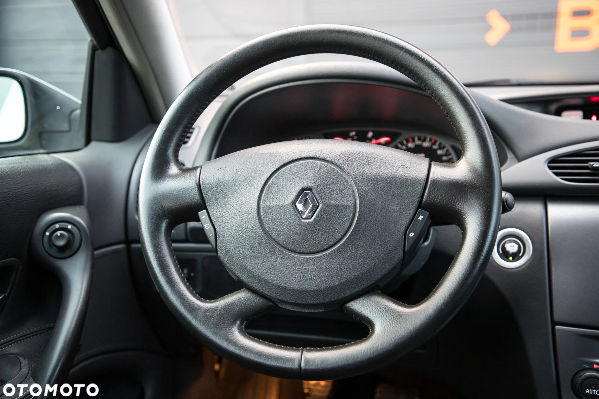 Renault Laguna - 25