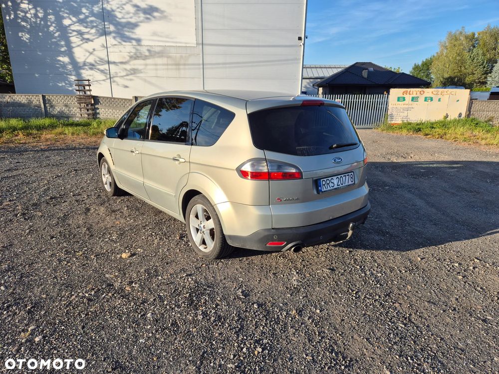 Ford S-Max 2.2 TDCi Titanium - 12
