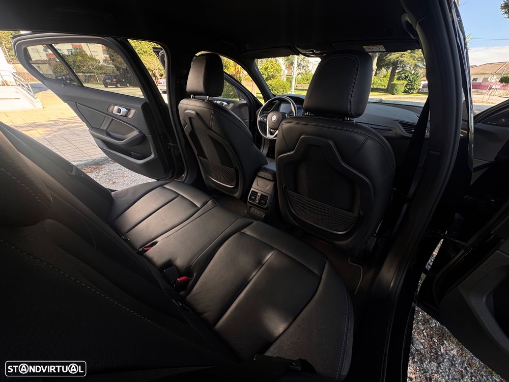 BMW 118 i Aut. Sport Line - 17