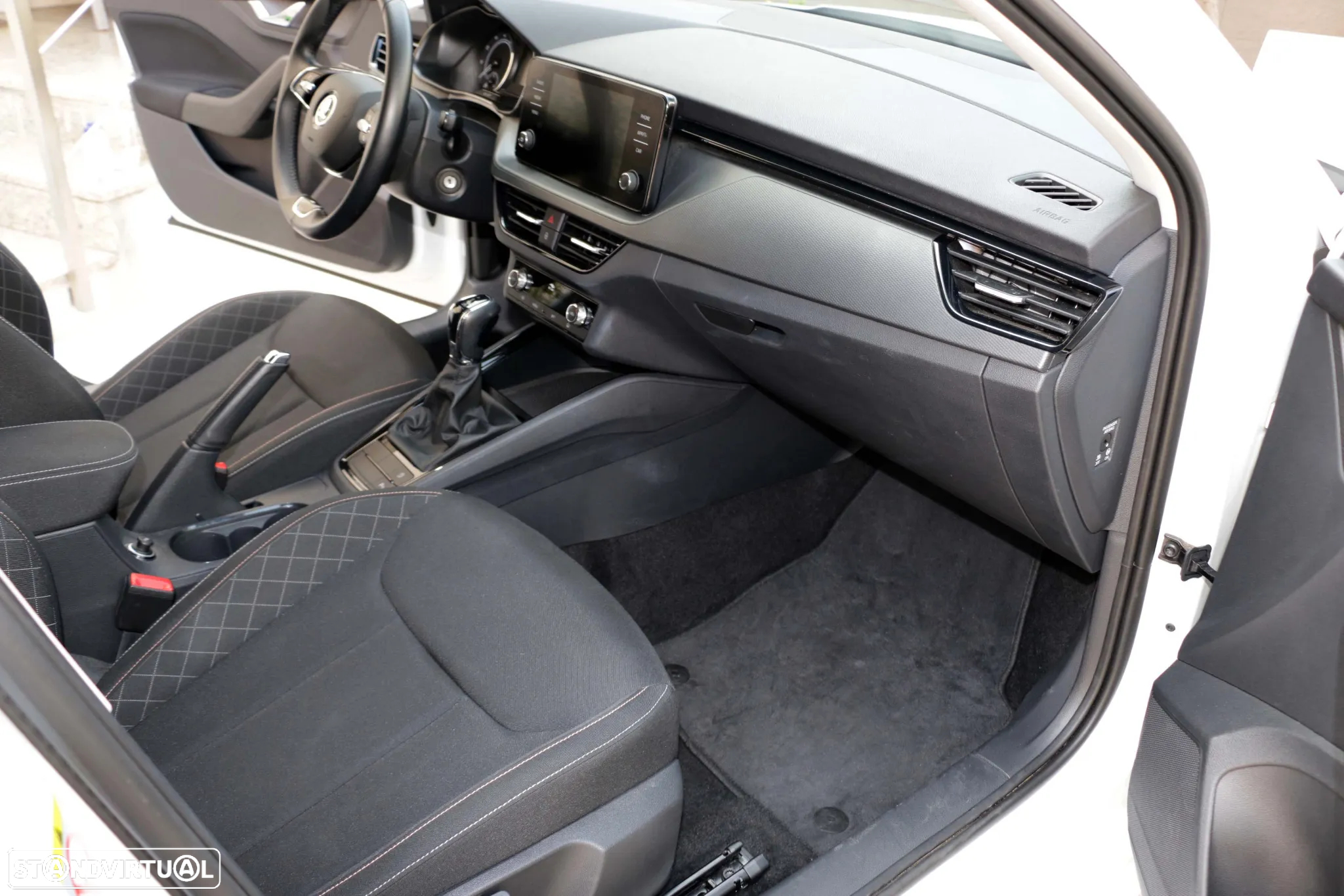 Skoda Kamiq 1.0 TSI Ambition DSG - 13