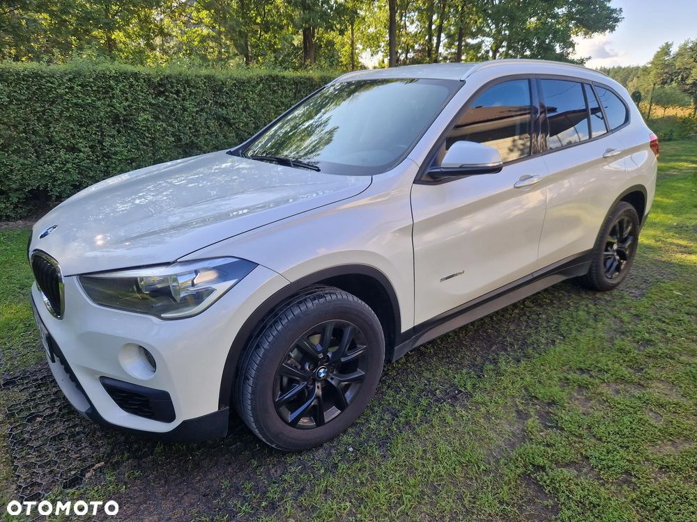 BMW X1 sDrive16d - 22