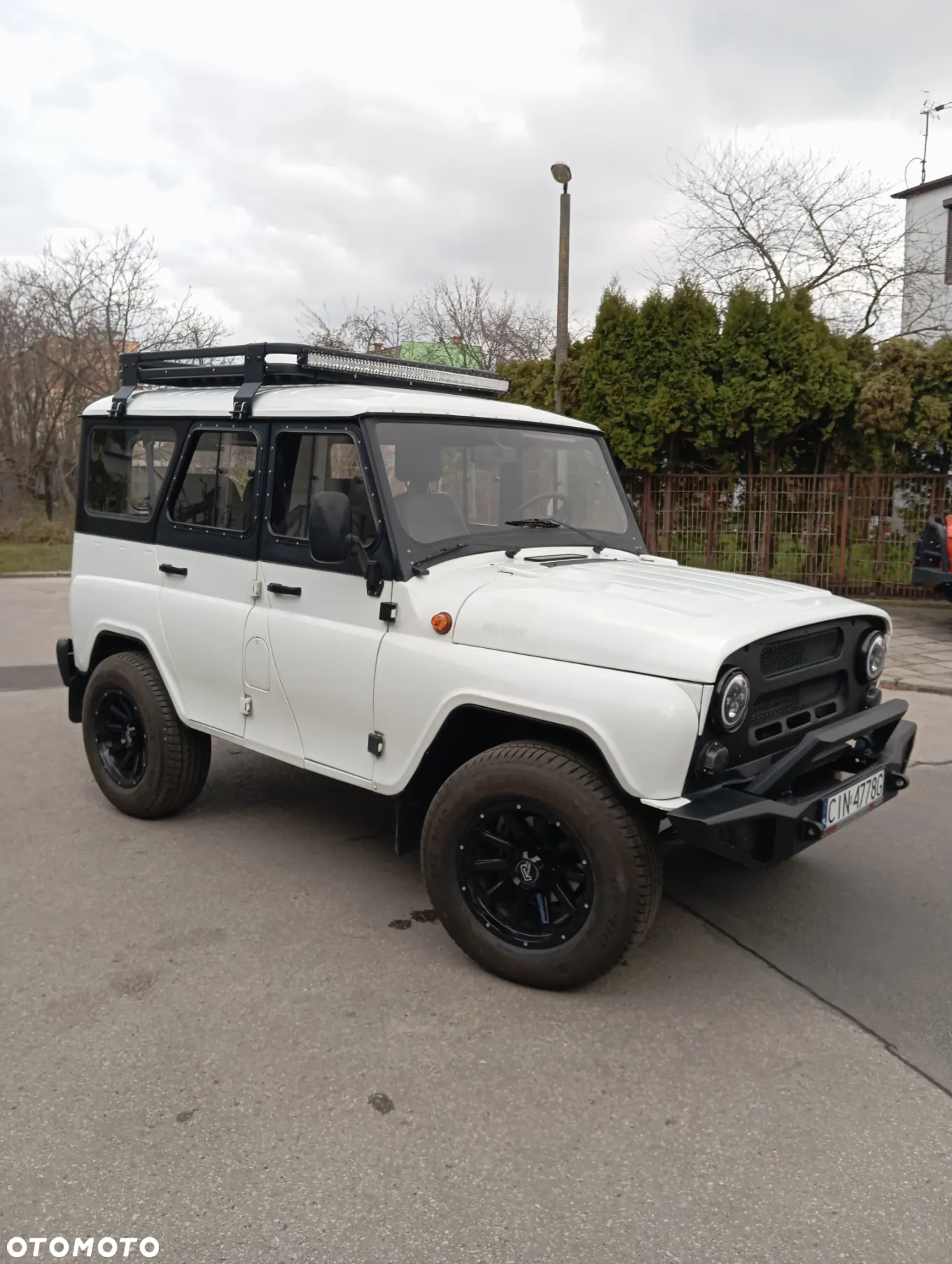 Uaz Inny - 2