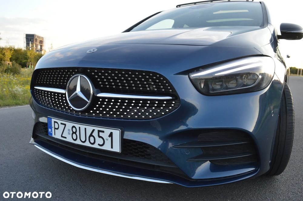 Mercedes-Benz Klasa B 180 AMG Line 7G-DCT - 23