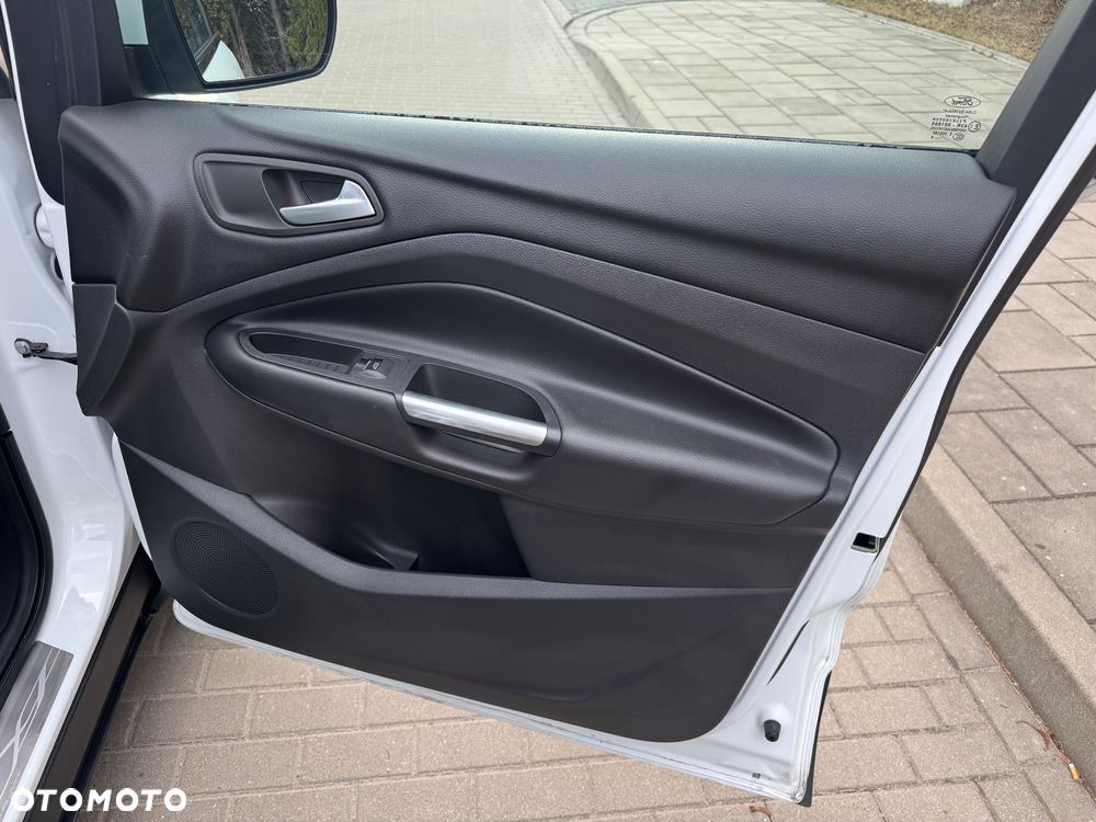 Ford Kuga 1.5 EcoBoost FWD Titanium ASS - 20