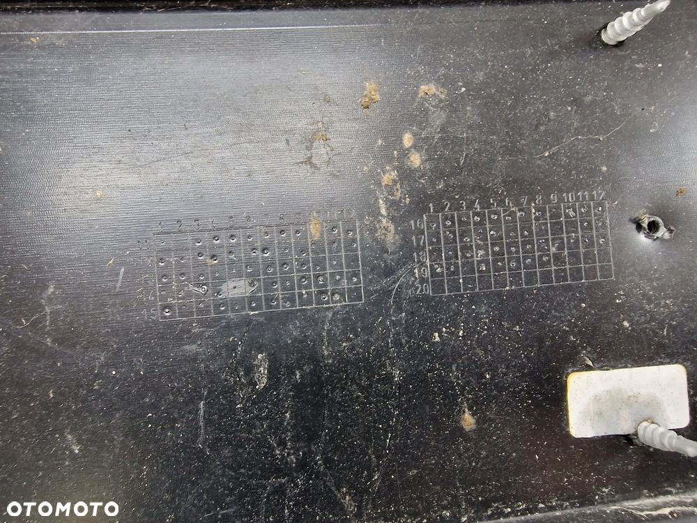 AUDI A4 B8 LIFT 11- ATRAPA / GRILL PRZEDNI PRZÓD , NR 8K0853651E / 8K0853651F , NR AUKCJI GR4 - 25