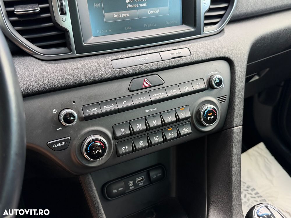Kia Sportage 1.7 CRDI 2WD Attract - 21