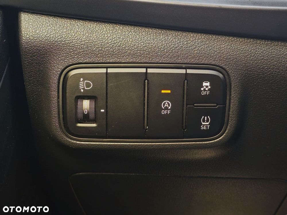 Hyundai i20 1.2 Pure - 18