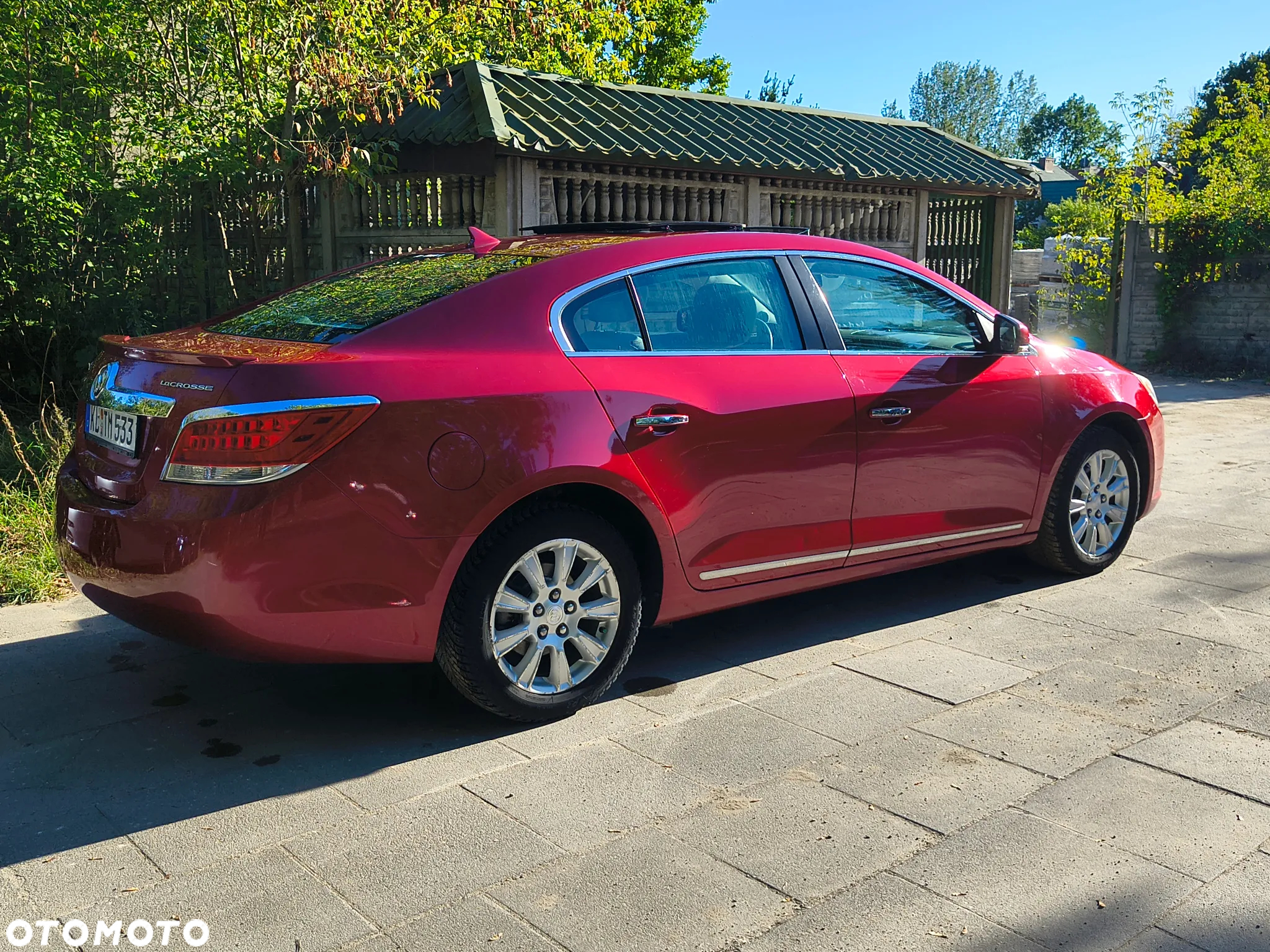 Buick Lacrosse - 16