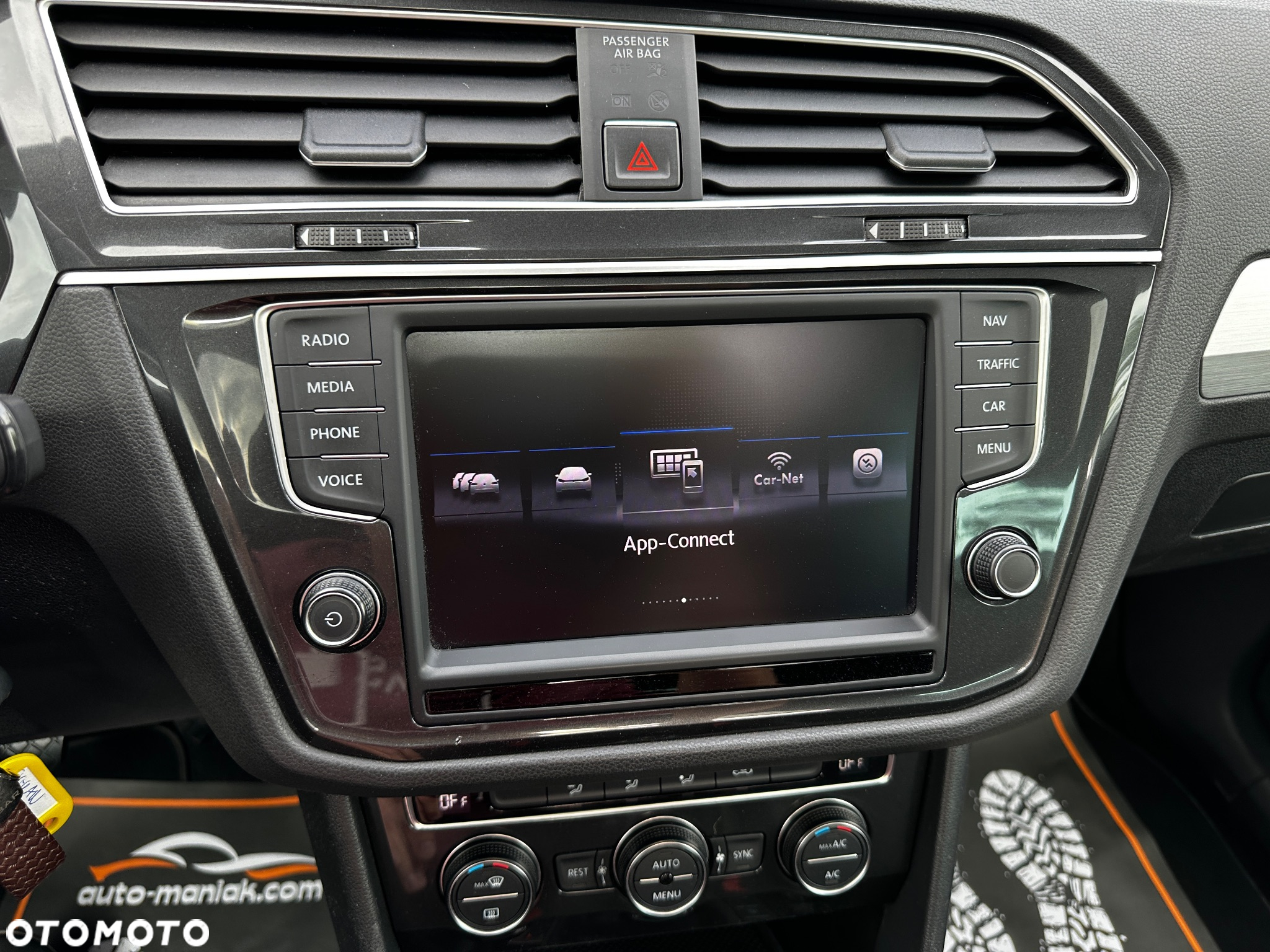 Volkswagen Tiguan 2.0 TDI BMT SCR Comfortline - 33