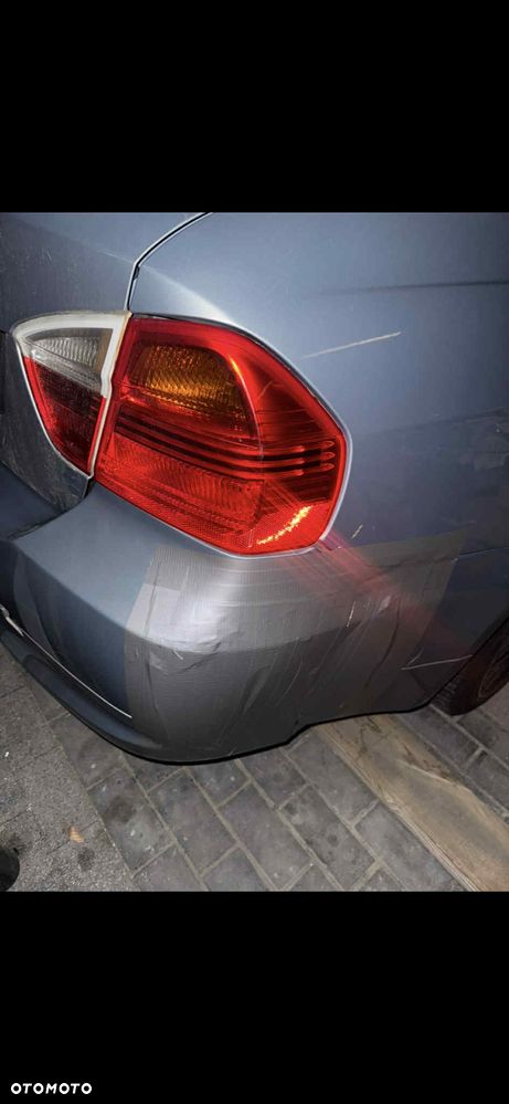 BMW Seria 3 318i - 5