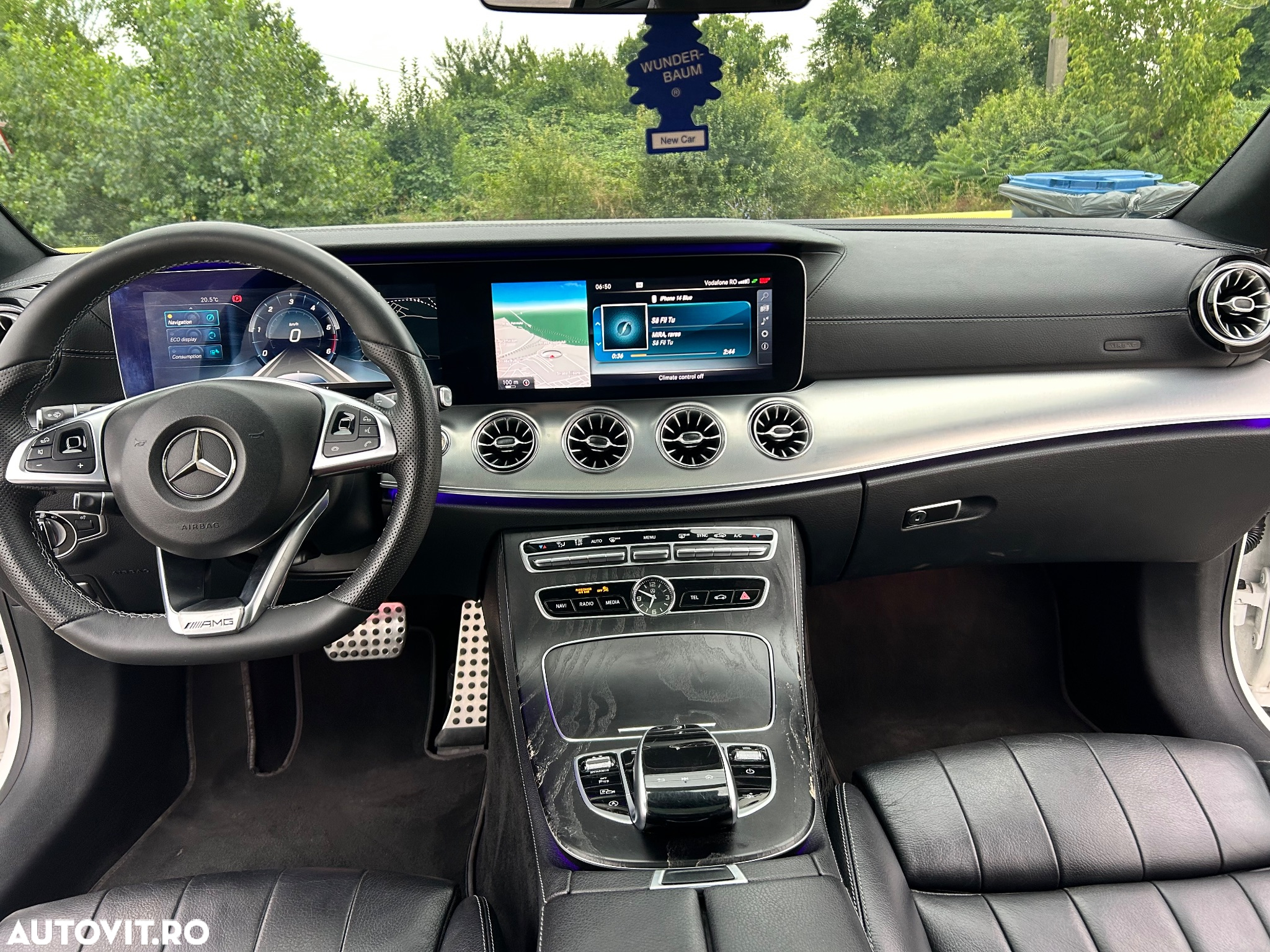 Mercedes-Benz E 220 d Coupe 9G-TRONIC AMG Line - 13