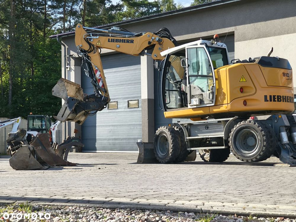 Liebherr A 910 Compact Litronic - 7