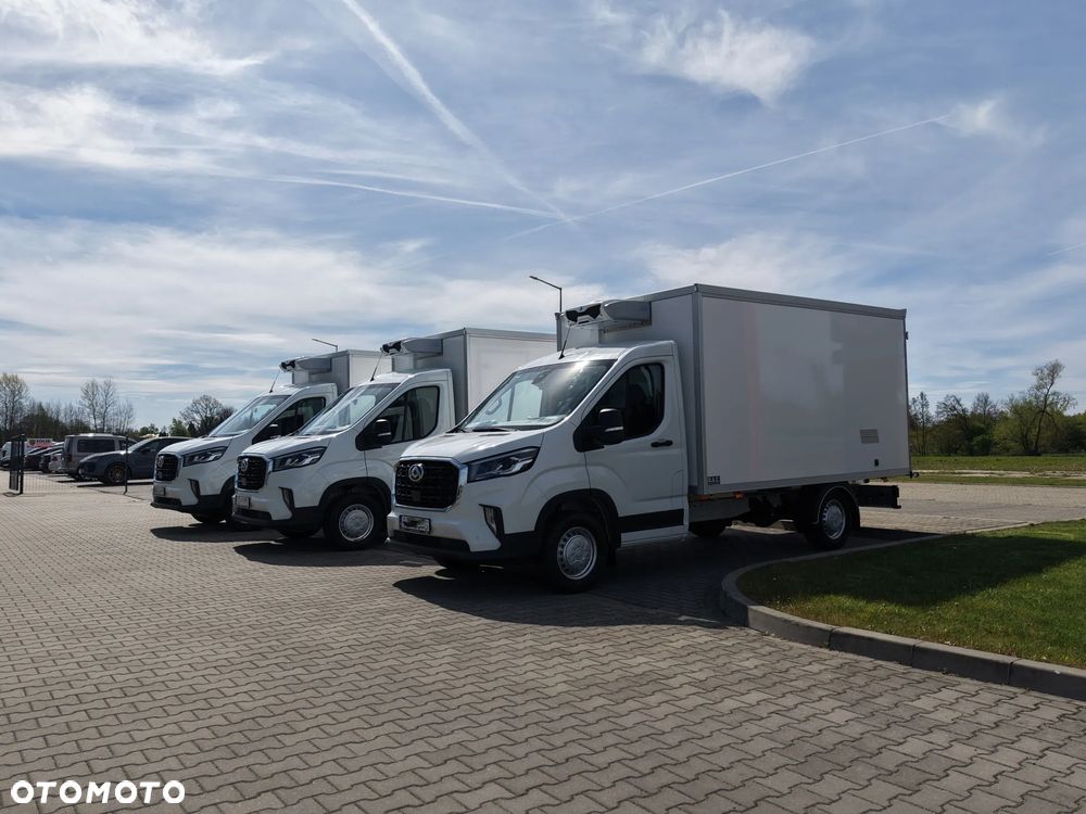 Maxus Deliver 9 - 10