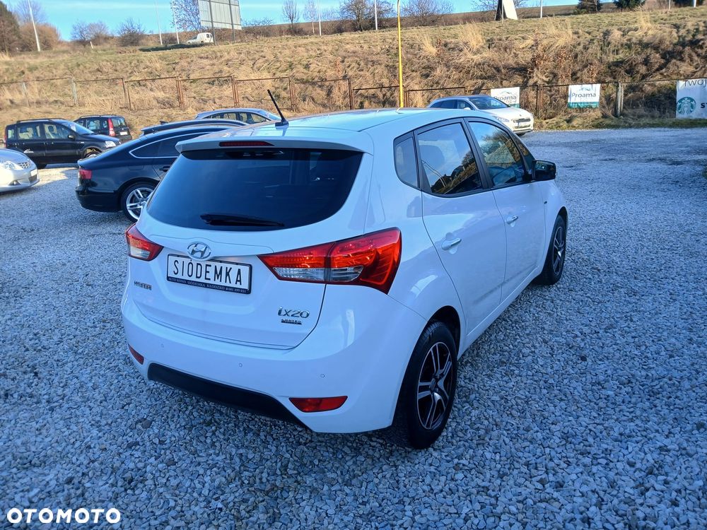 Hyundai ix20 1.6 Automatik Fifa World Cup Edition - 4