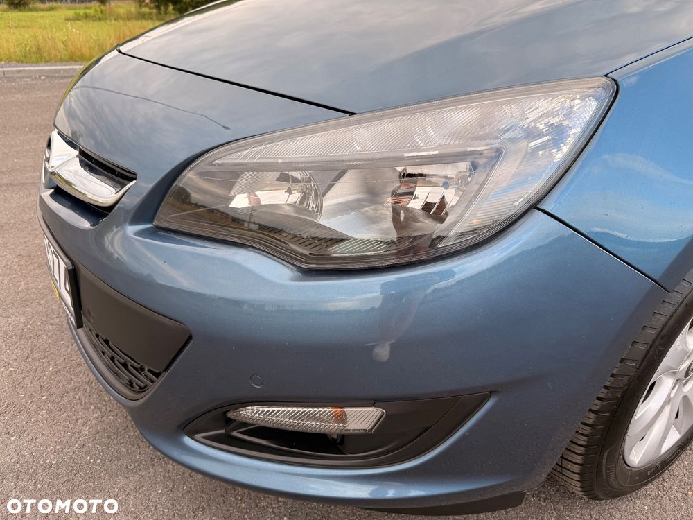 Opel Astra 1.4 T Enjoy - 19