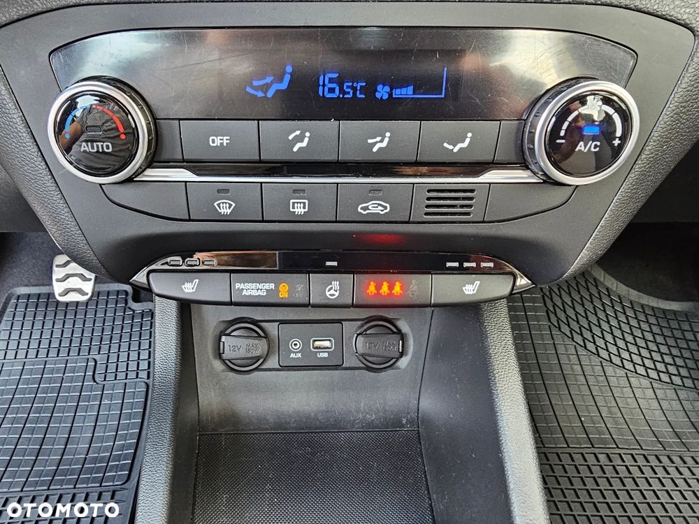 Hyundai i20 blue 1.0 T-GDI Active Passion Plus - 32