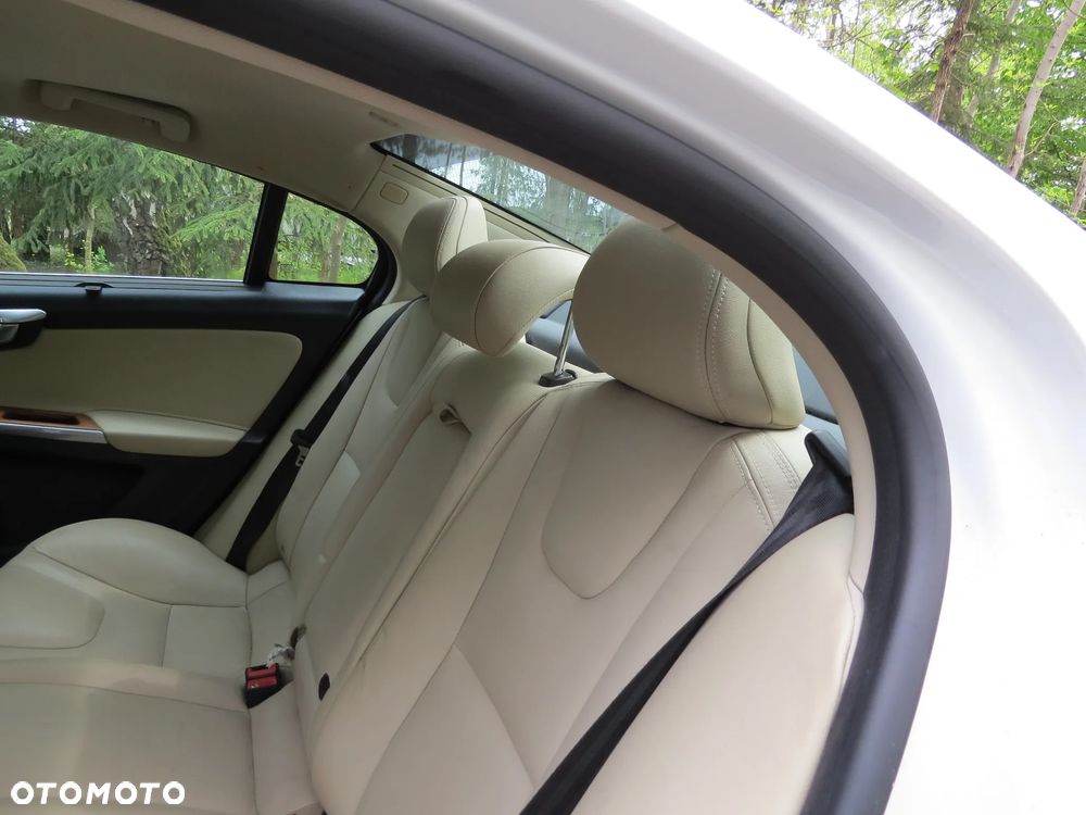 VOLVO S60 II LIFT LONG INSCRIPTION CHRISTAL WHITE PEARL 707-46 2.0 T5 B4204T11 NA CZĘŚCI - 39