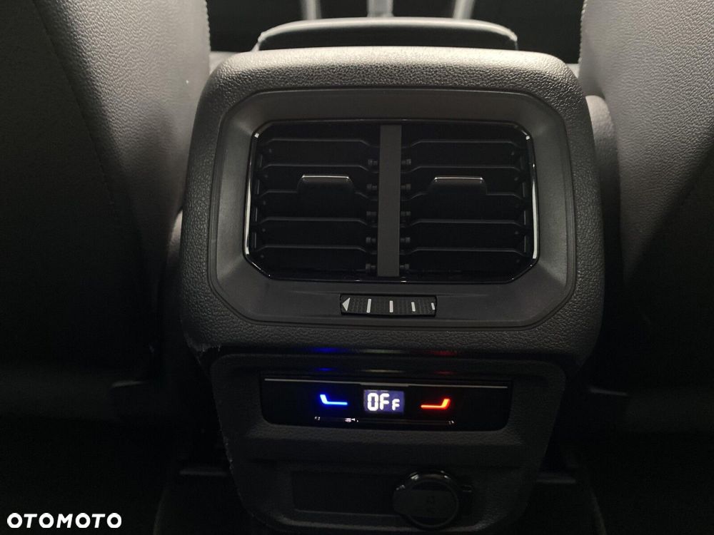 Volkswagen Tiguan 2.0 TDI SCR 4Mot R-Line DSG - 37