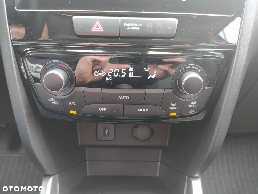 Suzuki Vitara 1.4 Boosterjet mHEV Premium Plus 2WD - 30