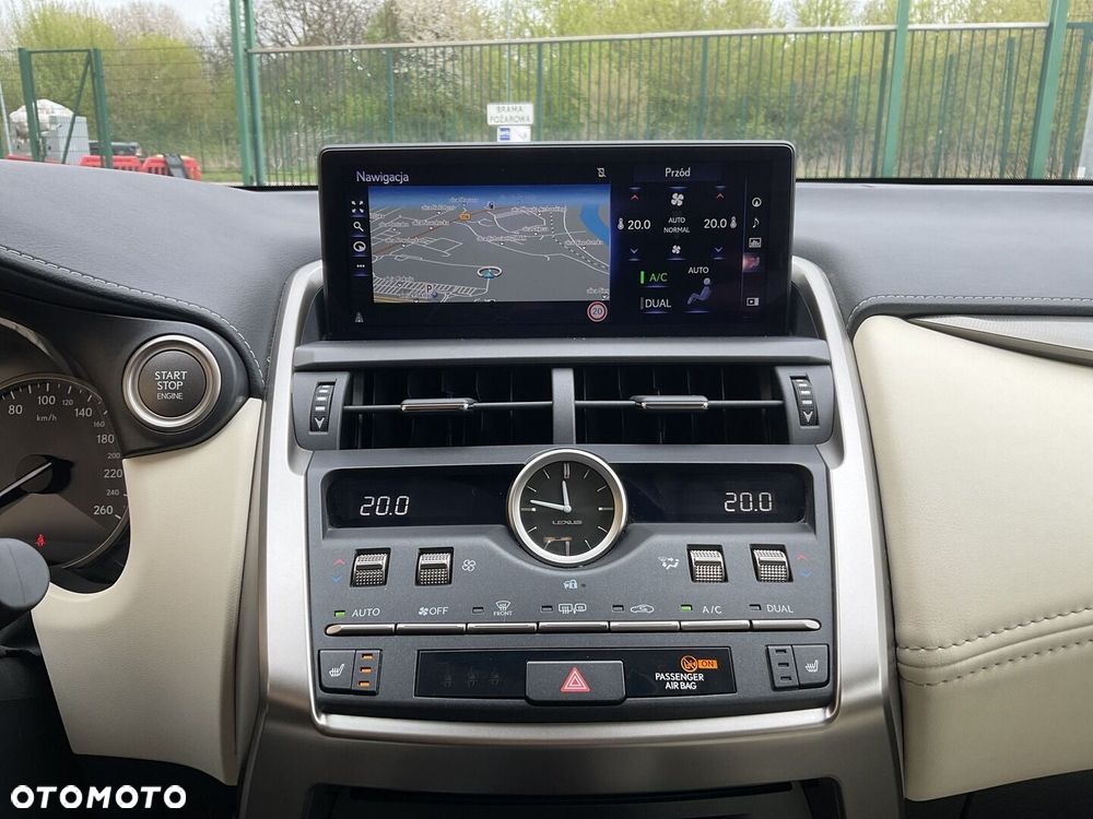 Lexus NX 300 F Impression AWD - 30