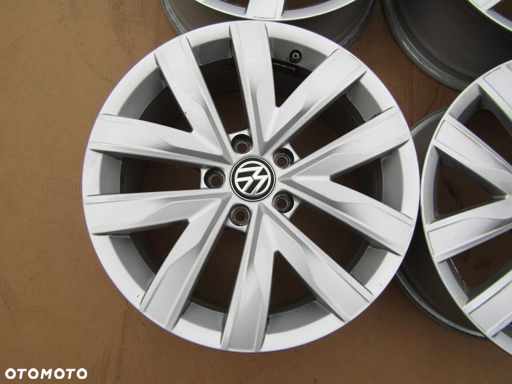 4x FELGI 17 VW Tiguan II Passat B7 B8 B9 Jetta Caddy Golf V VI VII VIII Skoda Kodiaq Karoq Octavia Yeti Superb Seat Tarraco Ateca - 8