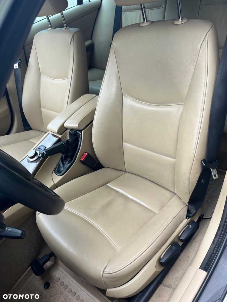 BMW Seria 3 320d DPF - 12
