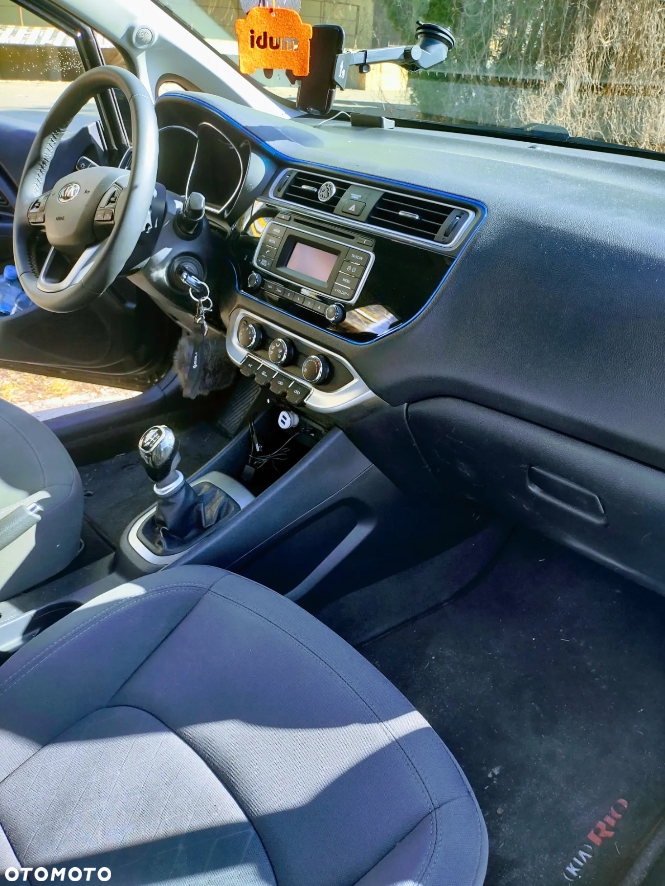 Kia Rio - 10
