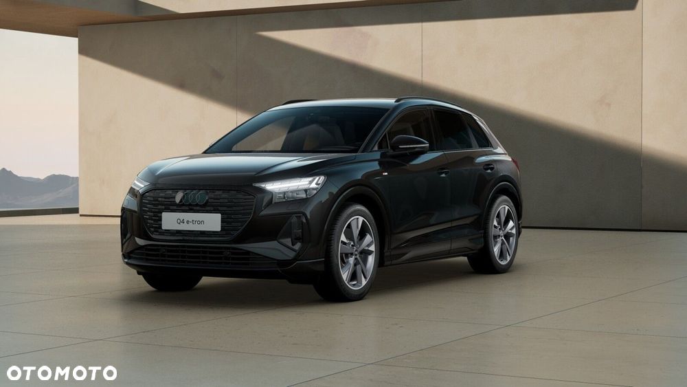 Audi Q4 e-tron - 1