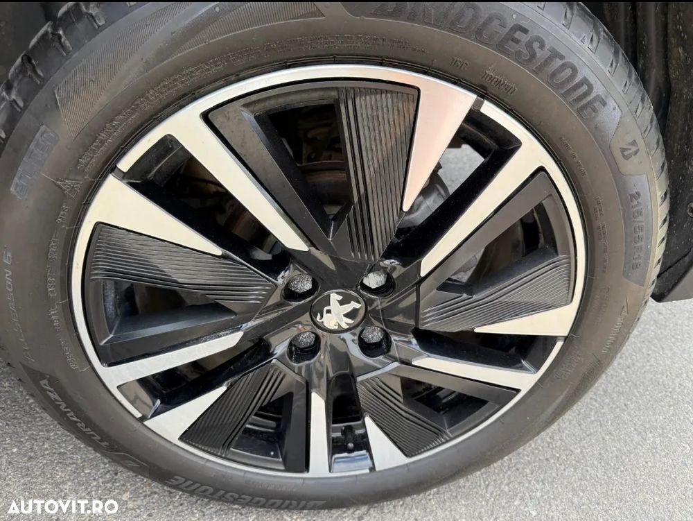 Peugeot 2008 BlueHDi 130 EAT8 GT Pack - 14