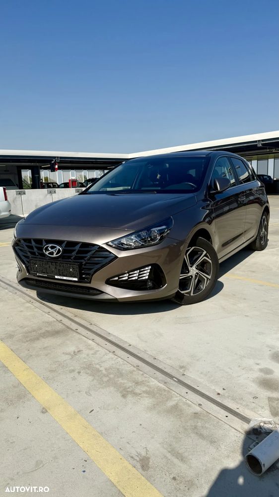 Hyundai i30 1.5 110CP 5DR M/T Highway - 1
