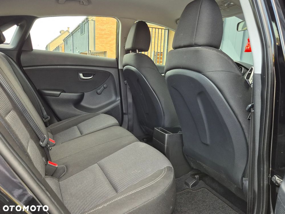 Hyundai i30 1.4 Comfort - 8