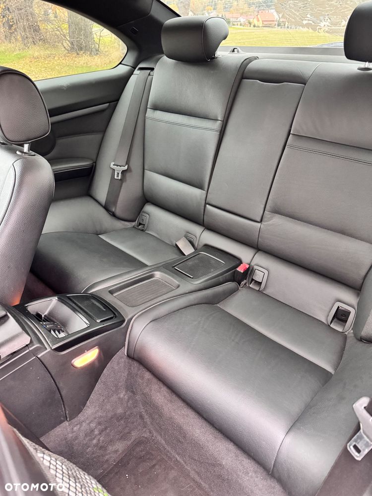 BMW Seria 3 335i Edition Exclusive - 13