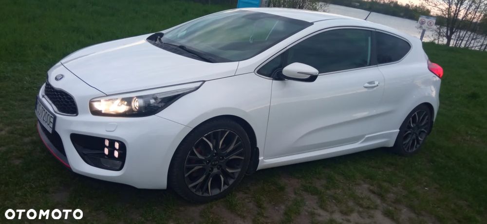 Kia Ceed Cee'd 1.6 T-GDI GT L - 2